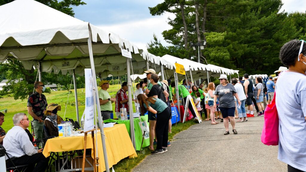 Vendors at Hometown Holidays